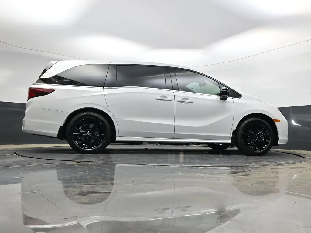 New 2026 Platinum White Pearl Honda Sport-L image 33