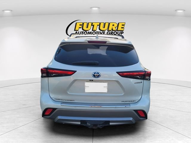 Used 2021 White Toyota Platinum image 4