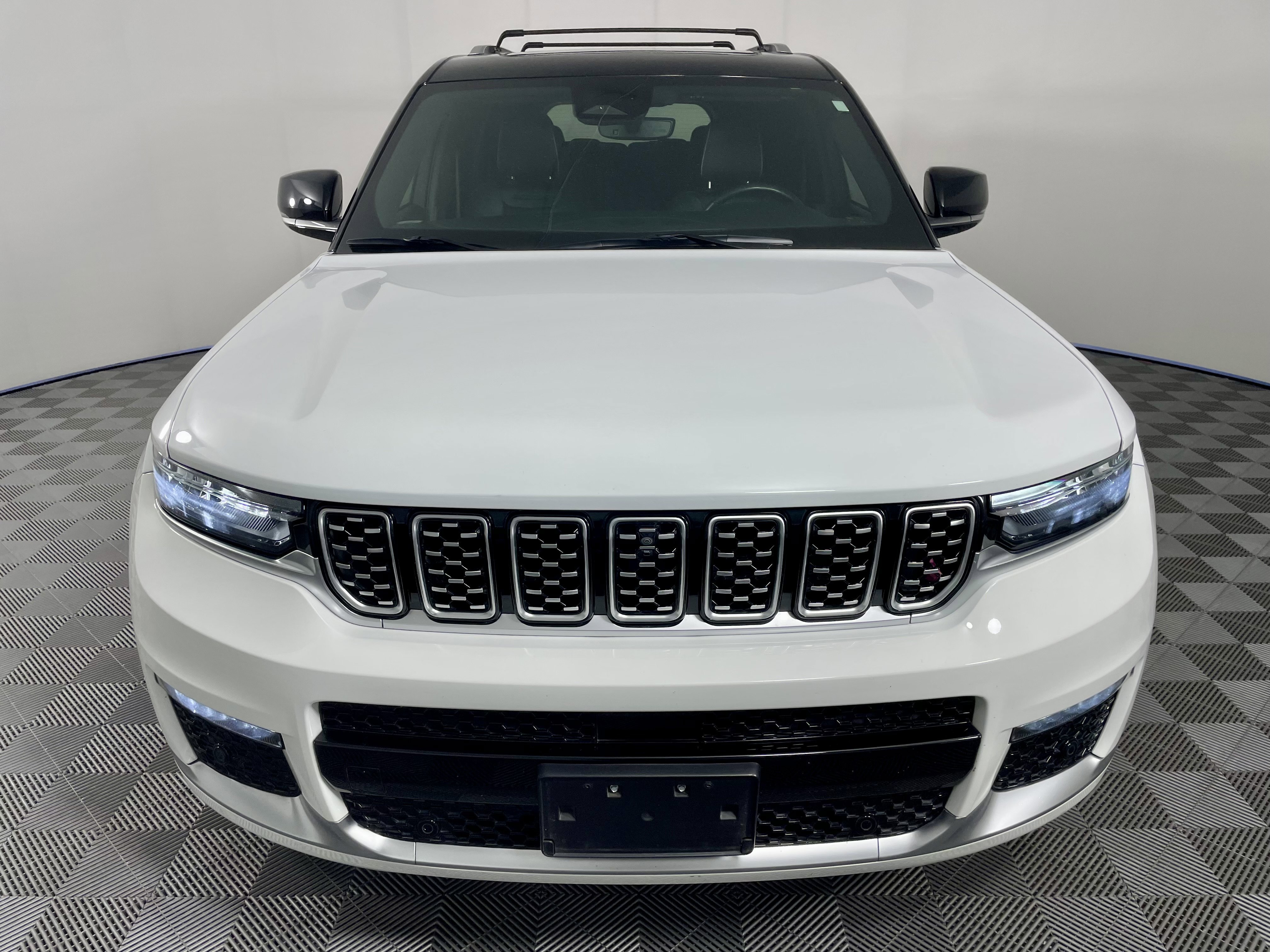 Certified Used 2022 Bright White Clearcoat Jeep Summit Reserve image 8
