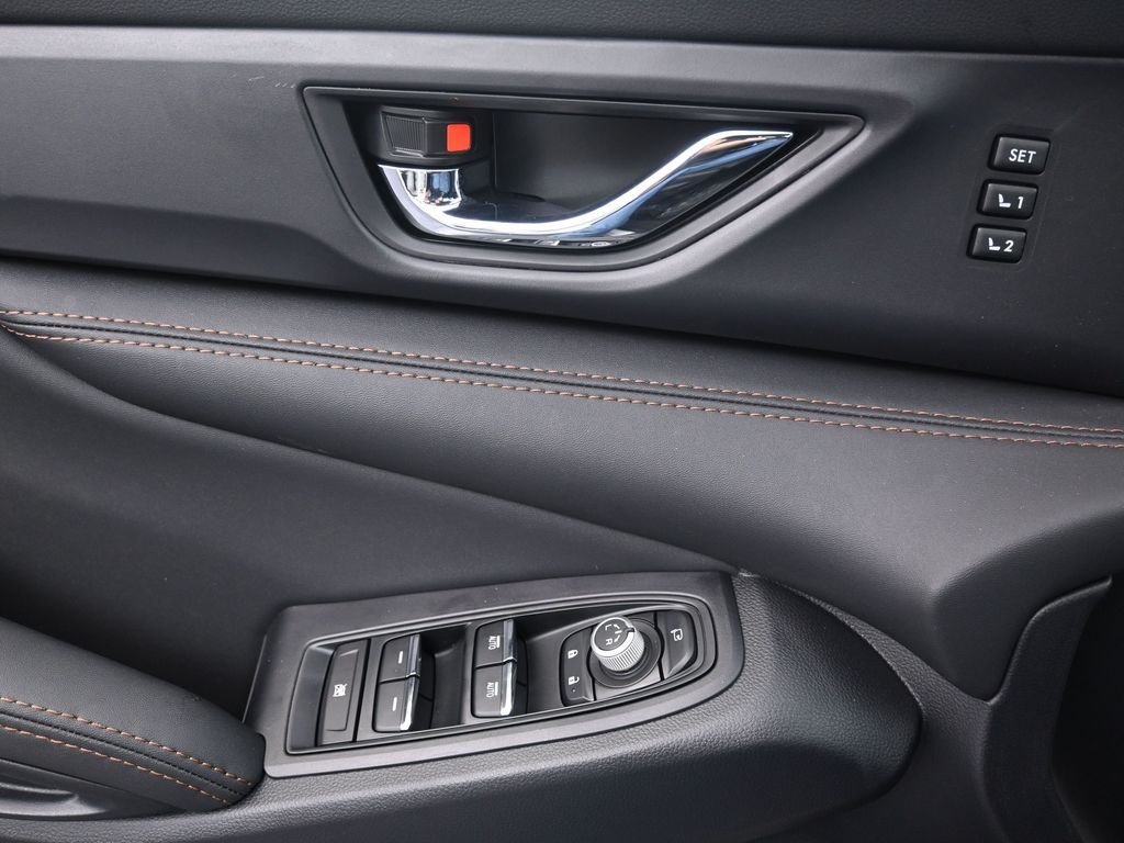 Used 2025 White Subaru Limited Bronze Edition image 16