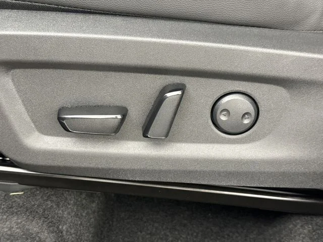 New 2026 Gun Metallic Nissan SL image 12