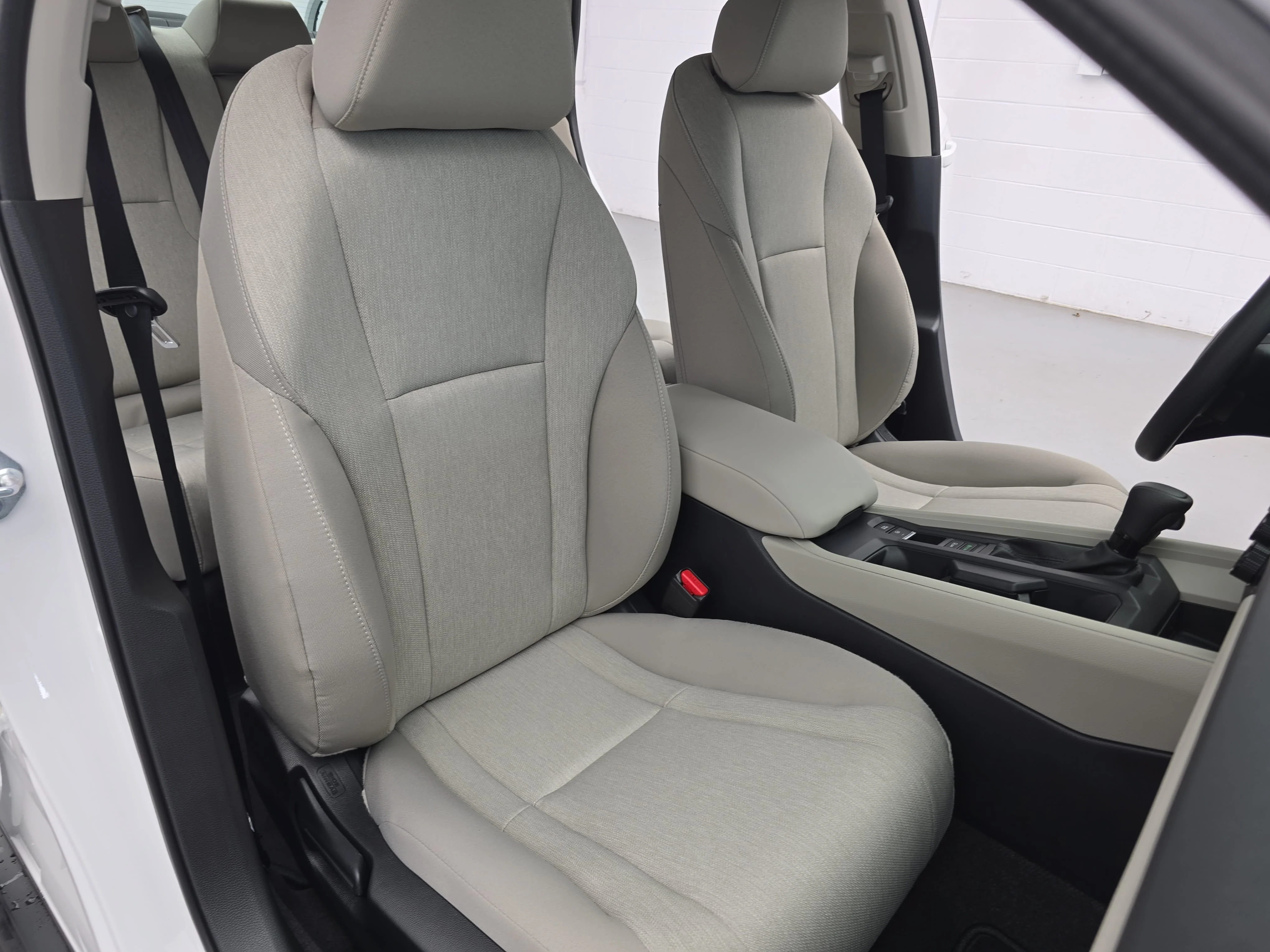 New 2026 Platinum White Pearl Honda LX image 10