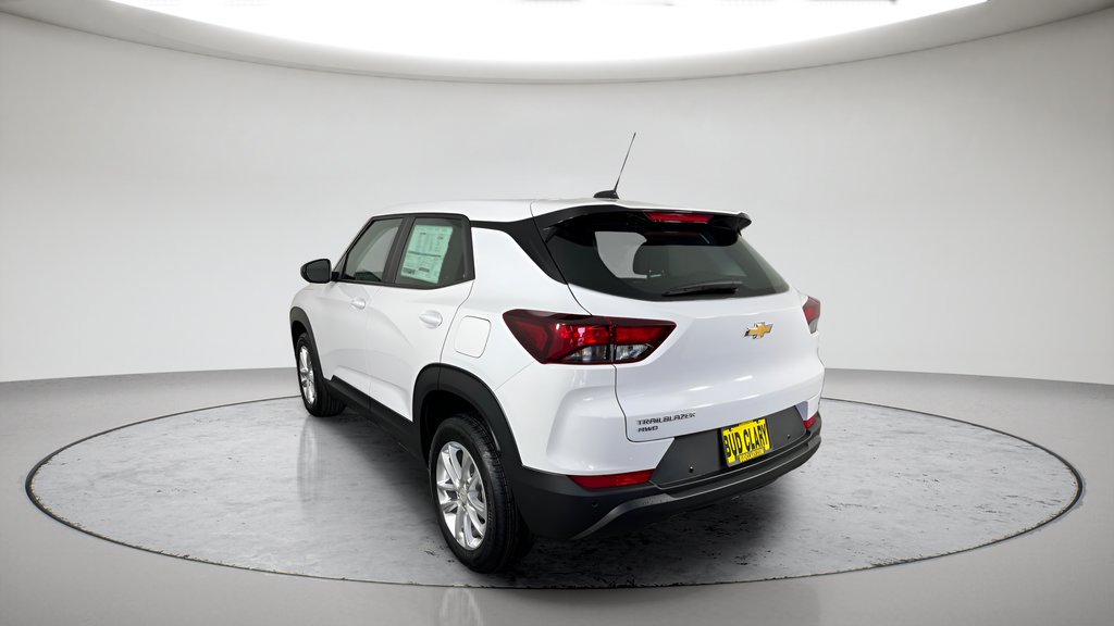 New 2026 Summit White Chevrolet LS image 5