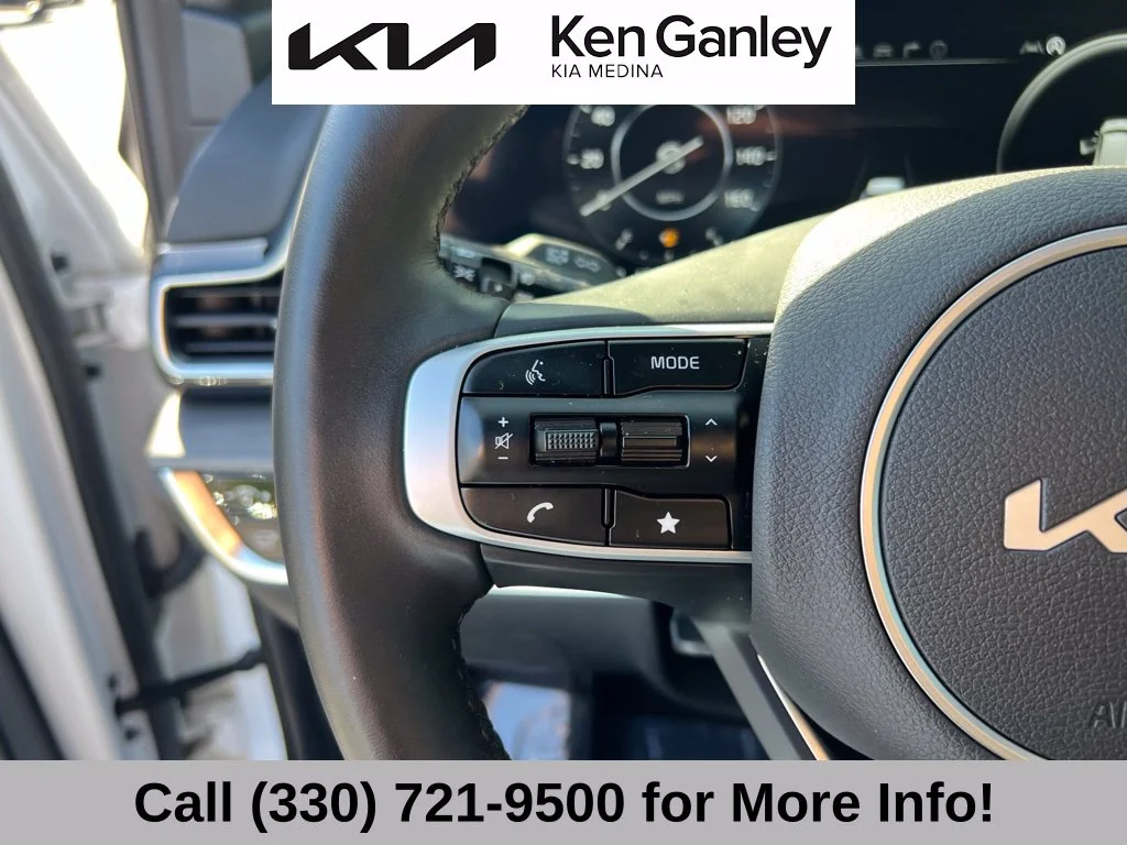 Certified Used 2025 White Kia X-Pro Prestige image 29