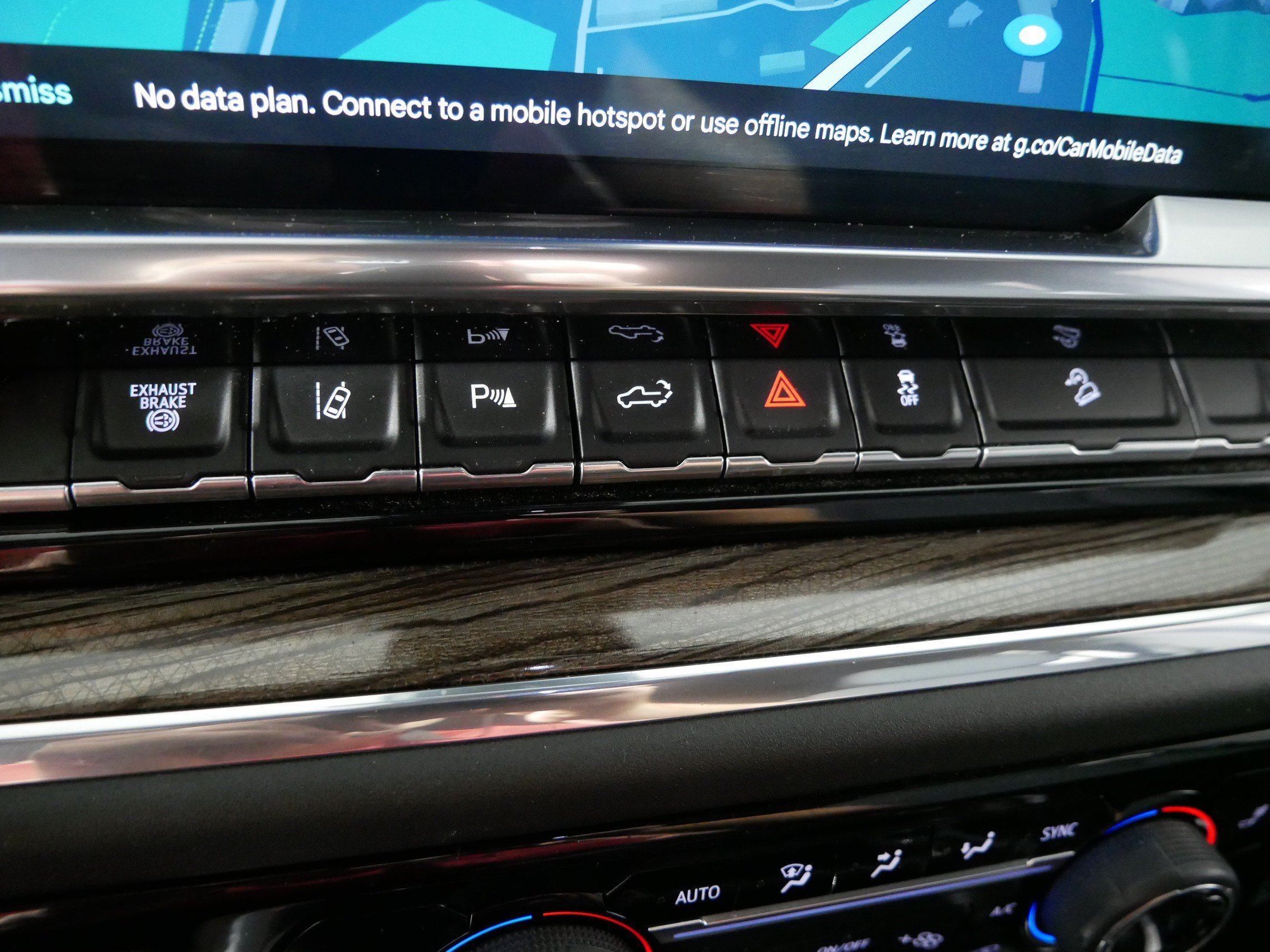 Used 2024 Black Chevrolet LT image 31