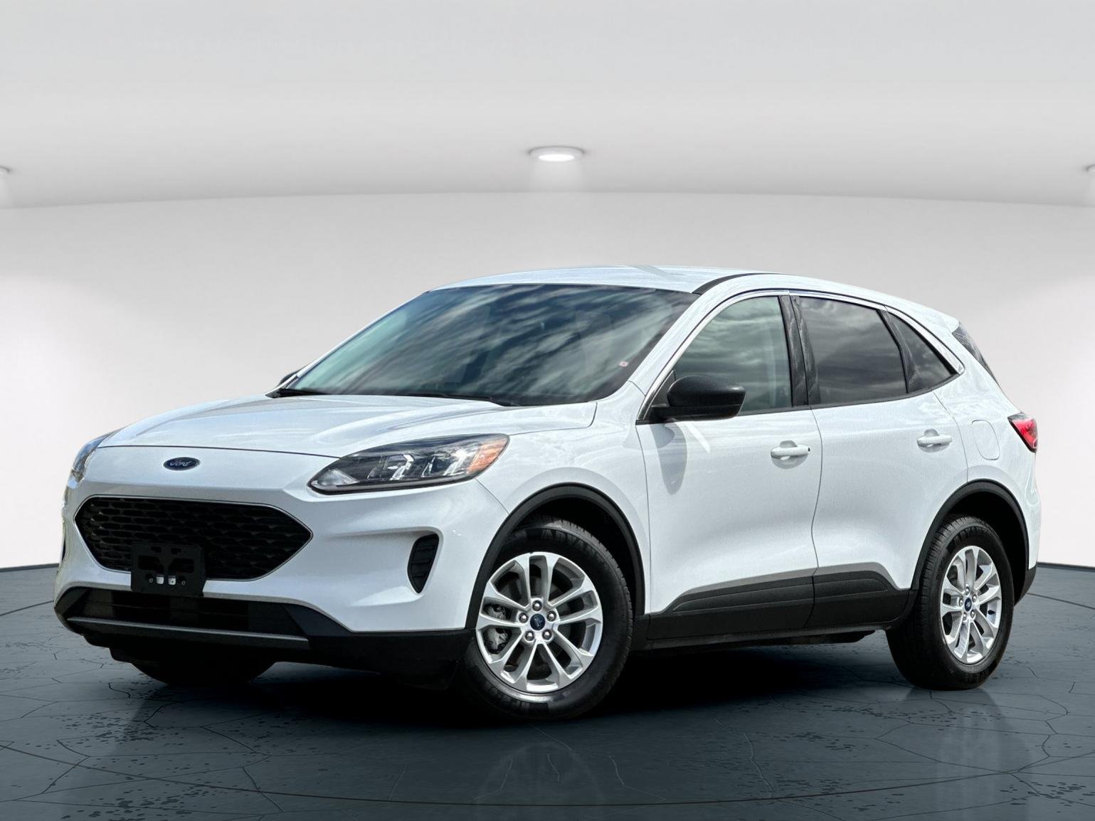 Used 2022 Ford Escape SE with VIN 1FMCU0BZ3NUA06626 for sale in Pleasanton, CA