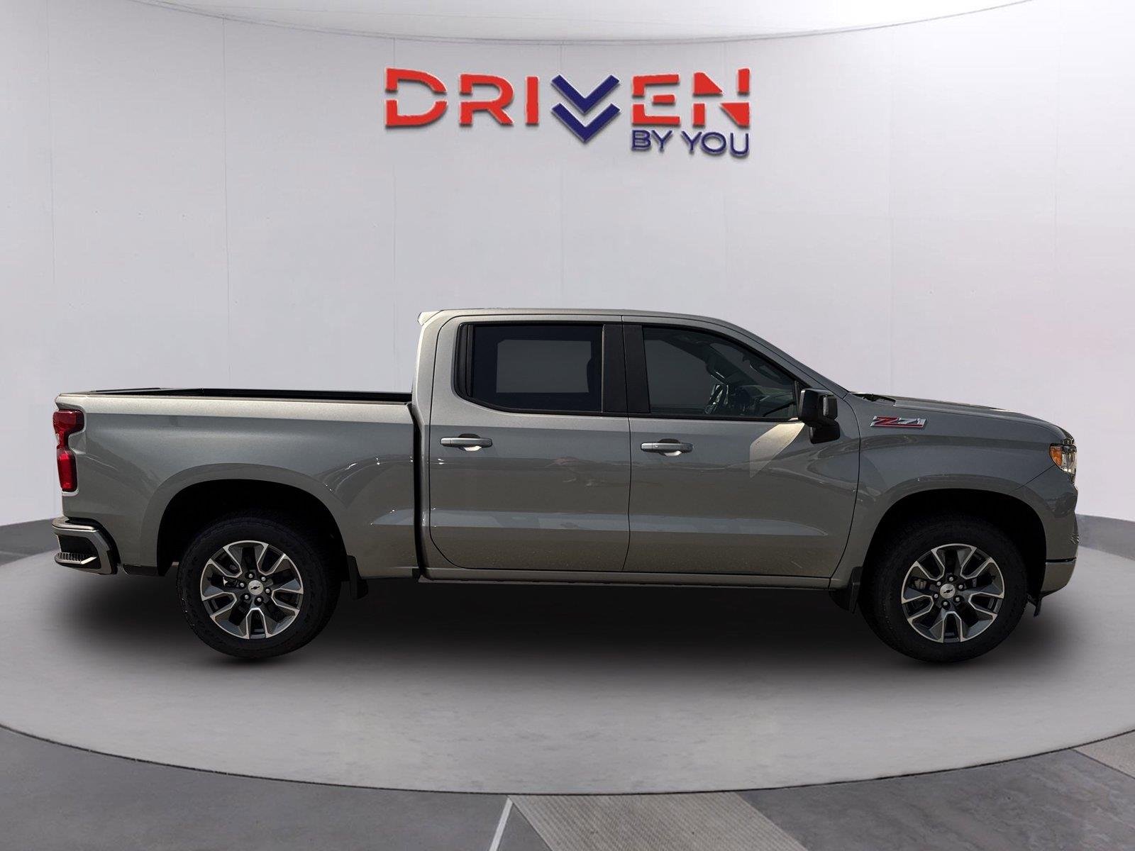 New 2026 Sterling Gray Metallic Chevrolet RST image 3