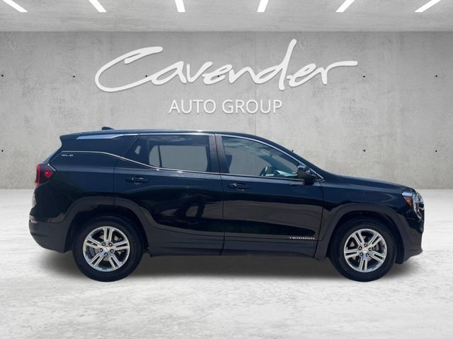Used 2024 Ebony Twilight Metallic GMC SLE image 18