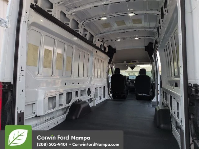 New 2026 Oxford White Ford Base image 23