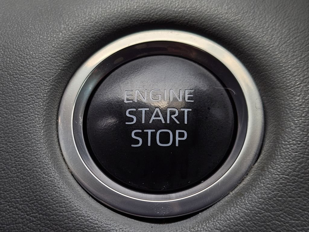 Used 2024  Toyota LE image 22