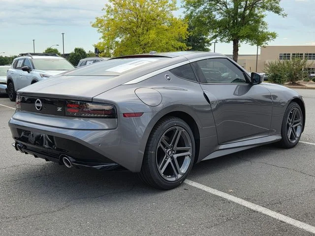 New 2027 Gun Metallic Nissan Sport image 5