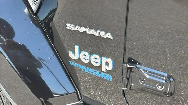 Used 2022 Black Jeep Unlimited Sahara 4x4 image 37