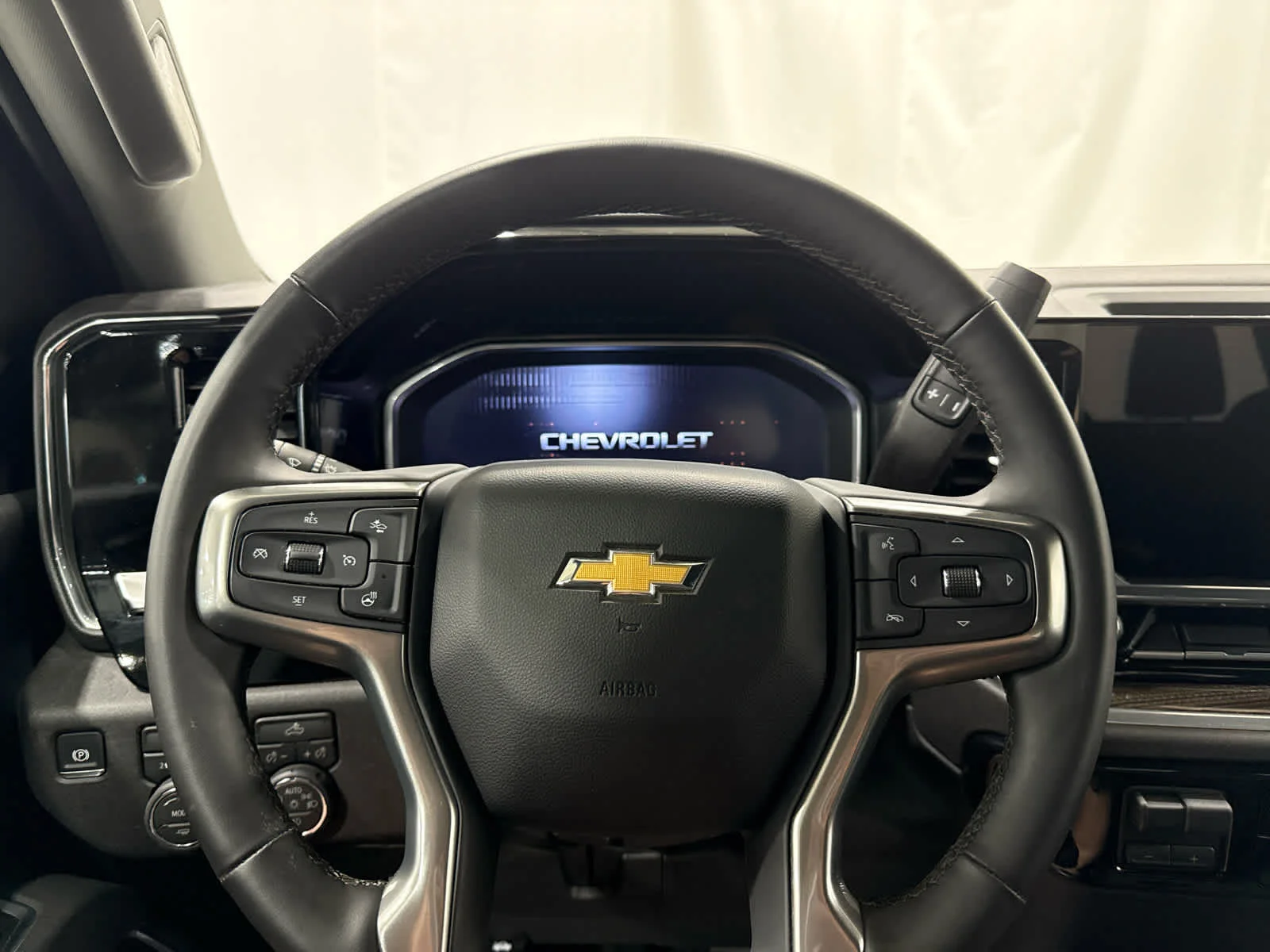 Used 2026 Summit White Chevrolet LT image 18