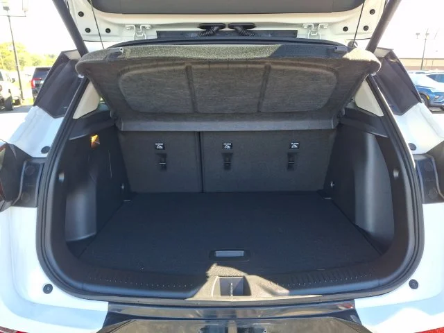 Used 2024 White Buick Sport Touring image 29