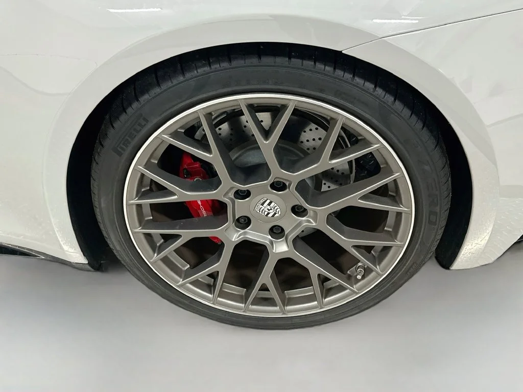 Used 2024  Porsche Carrera S image 33