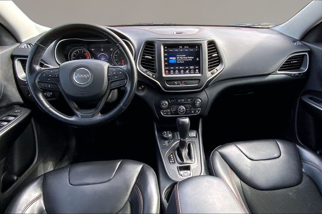 Used 2020 Bright White Clearcoat Jeep Trailhawk image 15