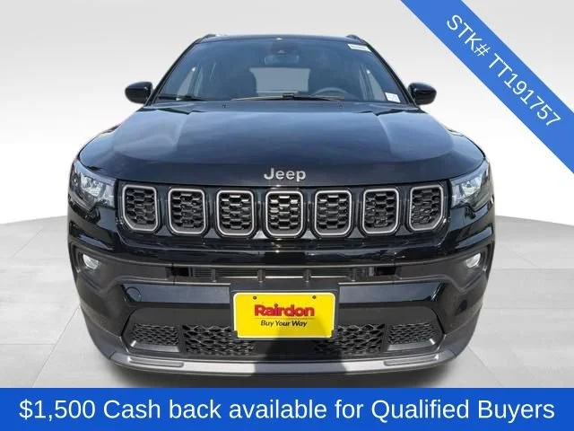 New 2026 Diamond Black Crystal Pearlcoat Jeep Latitude image 2