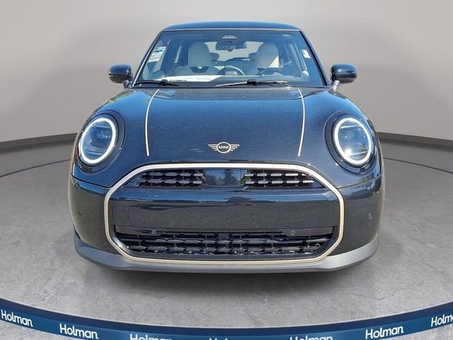 New 2026 Black MINI Signature Plus image 2