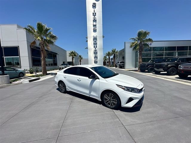 2023 Kia Forte GT-Line AT's photo
