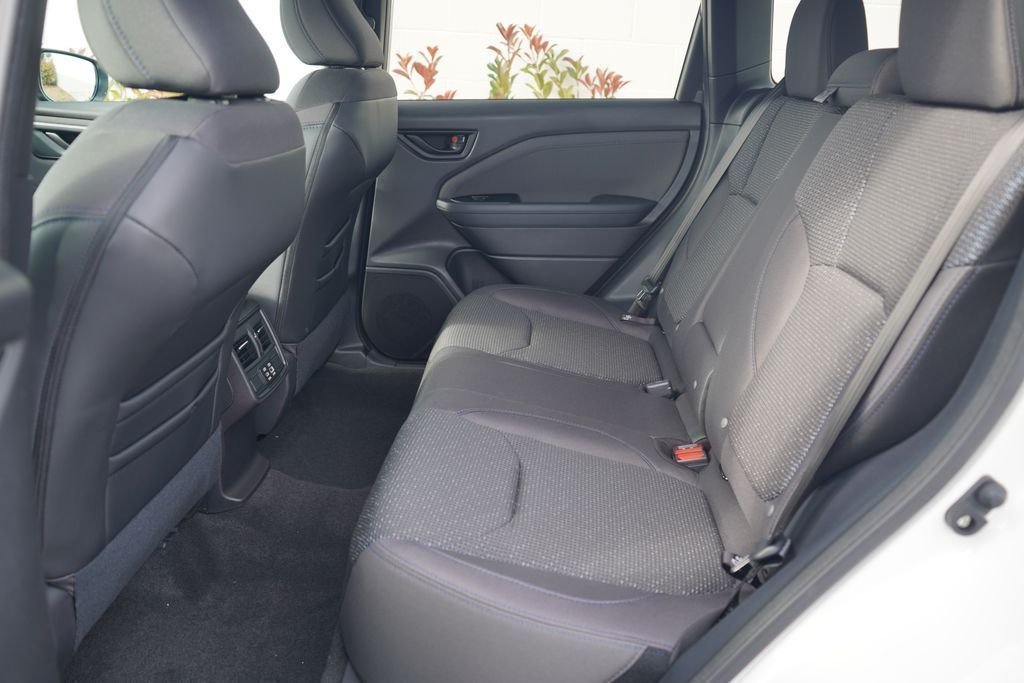 2026 Subaru Forester Premium - Photo 7