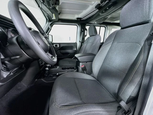 New 2026 Bright White Clear-Coat Exterior Paint Jeep Sport S image 20