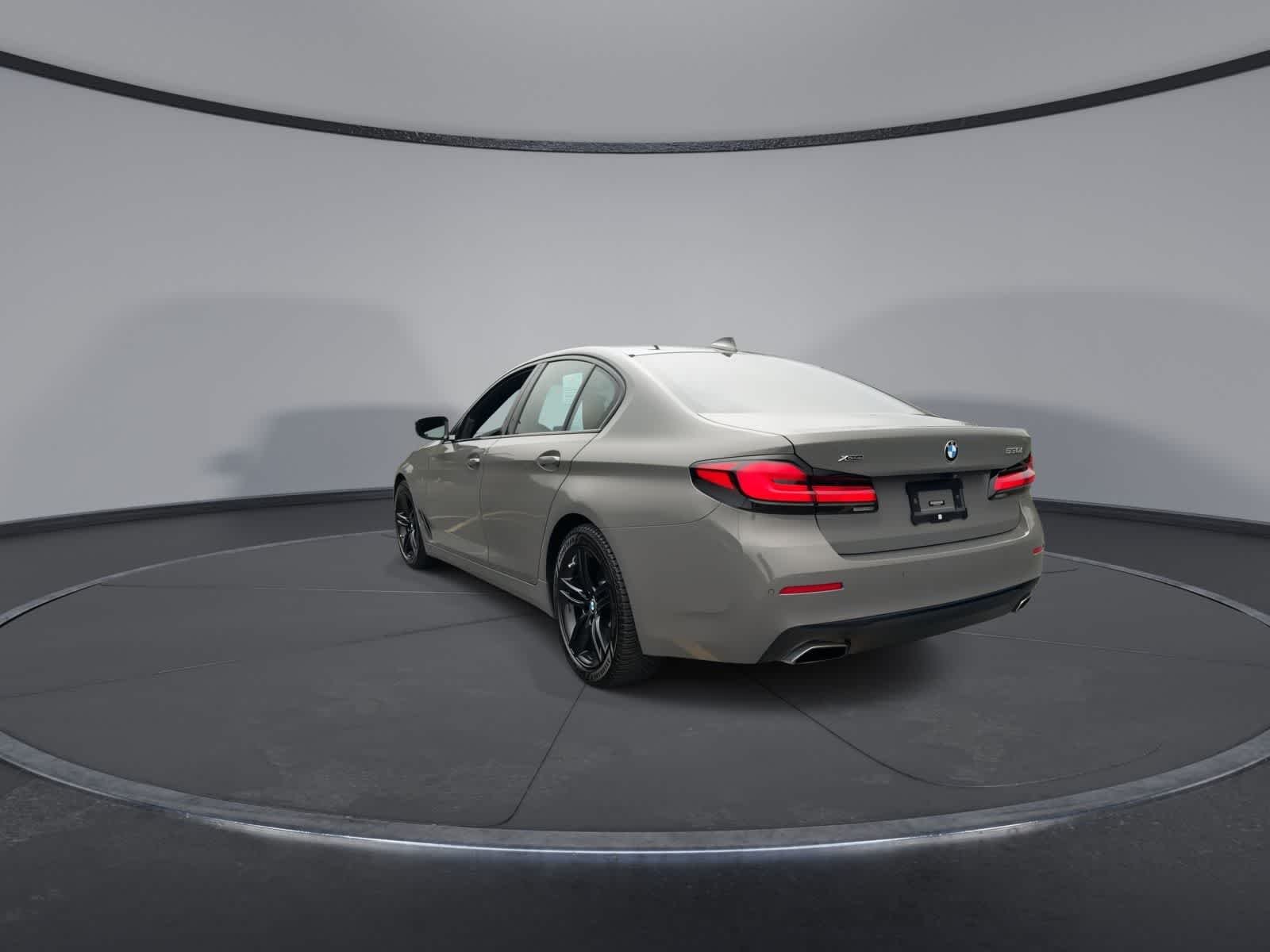 Used 2021 Bernina Grey Amber Effect Metallic BMW 530i xDrive image 6