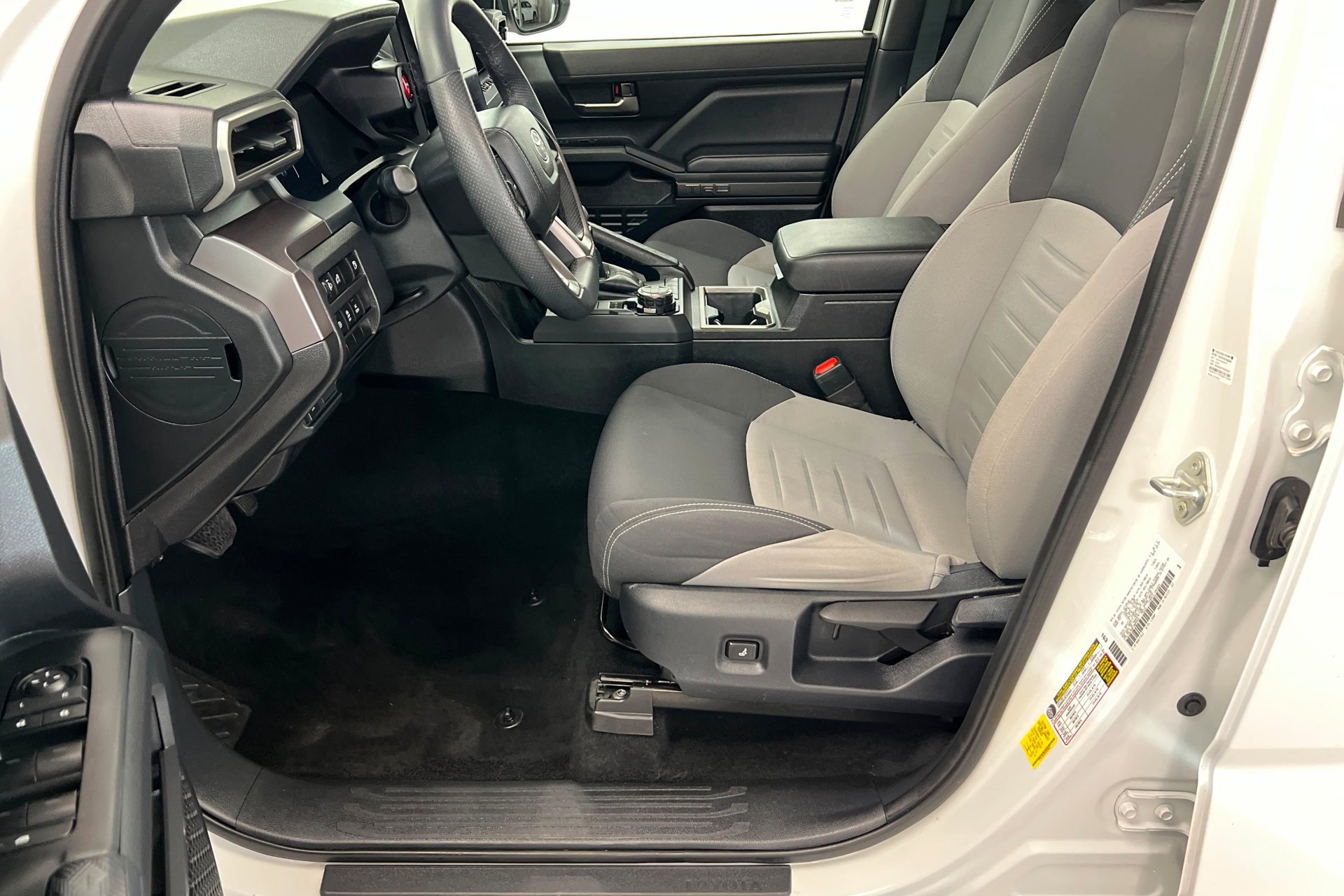 2024 Toyota Tacoma TRD Off Road - Photo 18