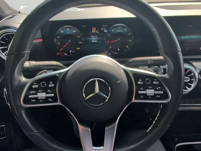 Used 2023  Mercedes-Benz CLA 250 image 25