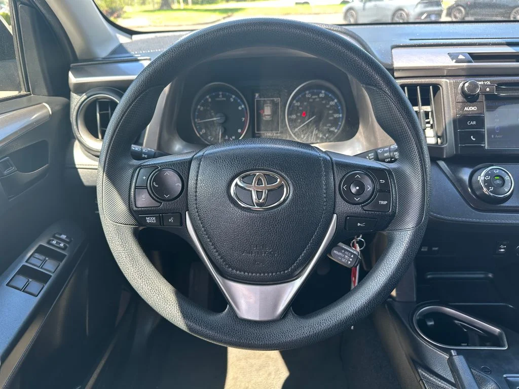 Used 2017 Gray Toyota LE image 19