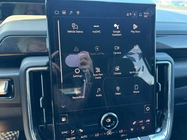 New 2026 Onyx Black GMC Elevation image 30
