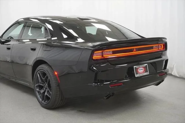 New 2026 Diamond Black Crystal Pearlcoat Dodge Scat Pack image 11