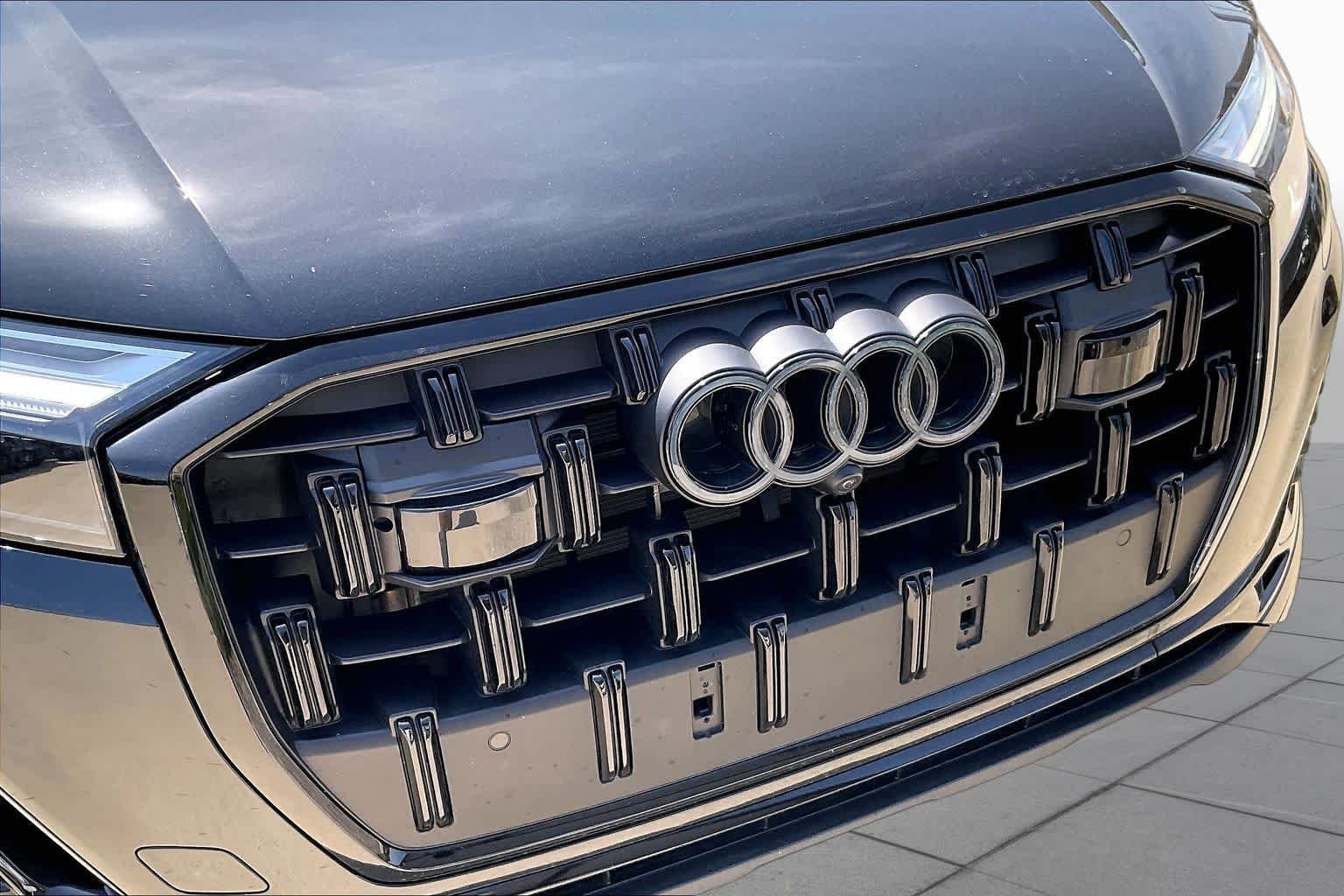Used 2026 Mythos Black Metallic Audi Premium Plus image 29