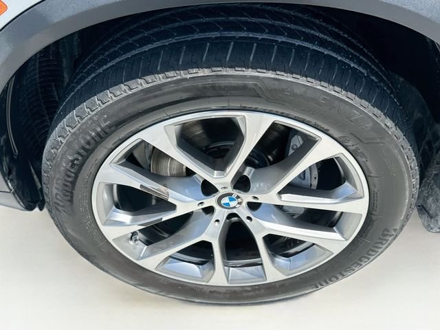 Certified Used 2025 Gray BMW sDrive40i image 35
