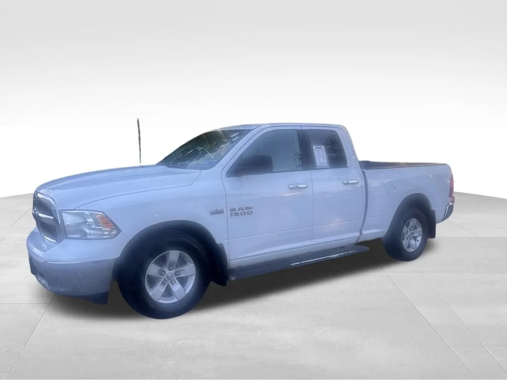Used 2016 White Ram SLT image 9