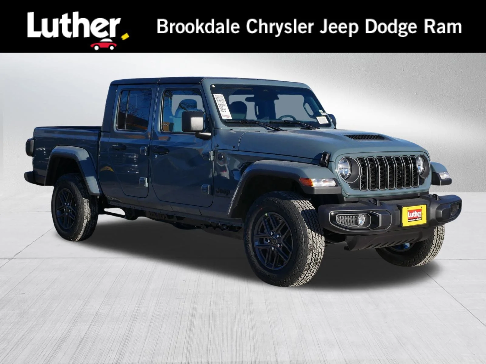 2026 Jeep Gladiator Sport S Auto's photo
