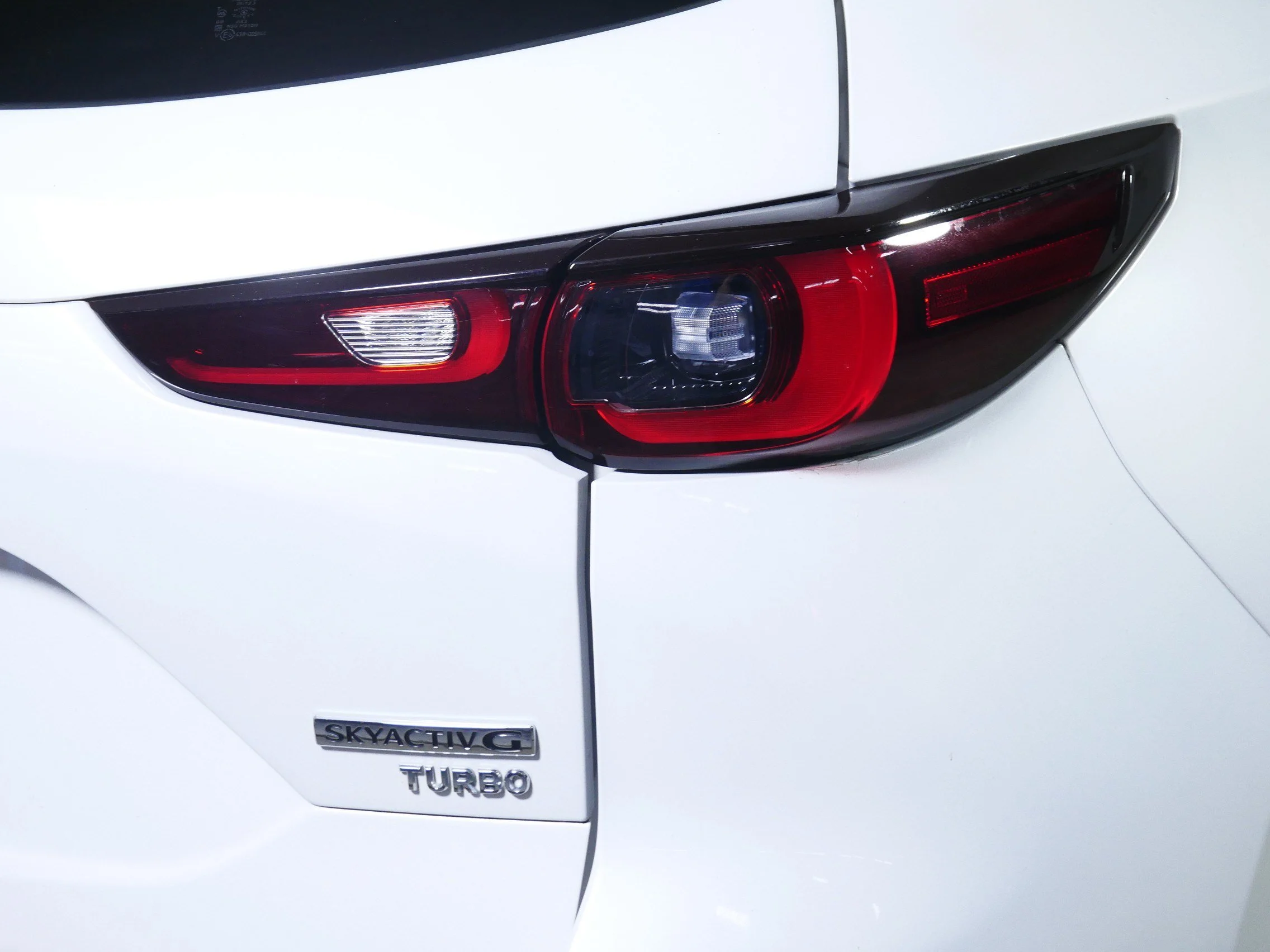 Used 2024 Rhodium White Metallic Mazda 2.5 Carbon Turbo image 17