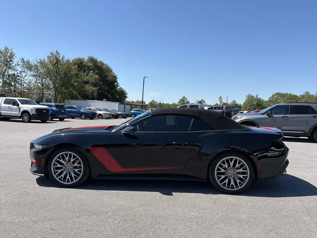 Used 2025 Black Ford EcoBoost Premium image 4