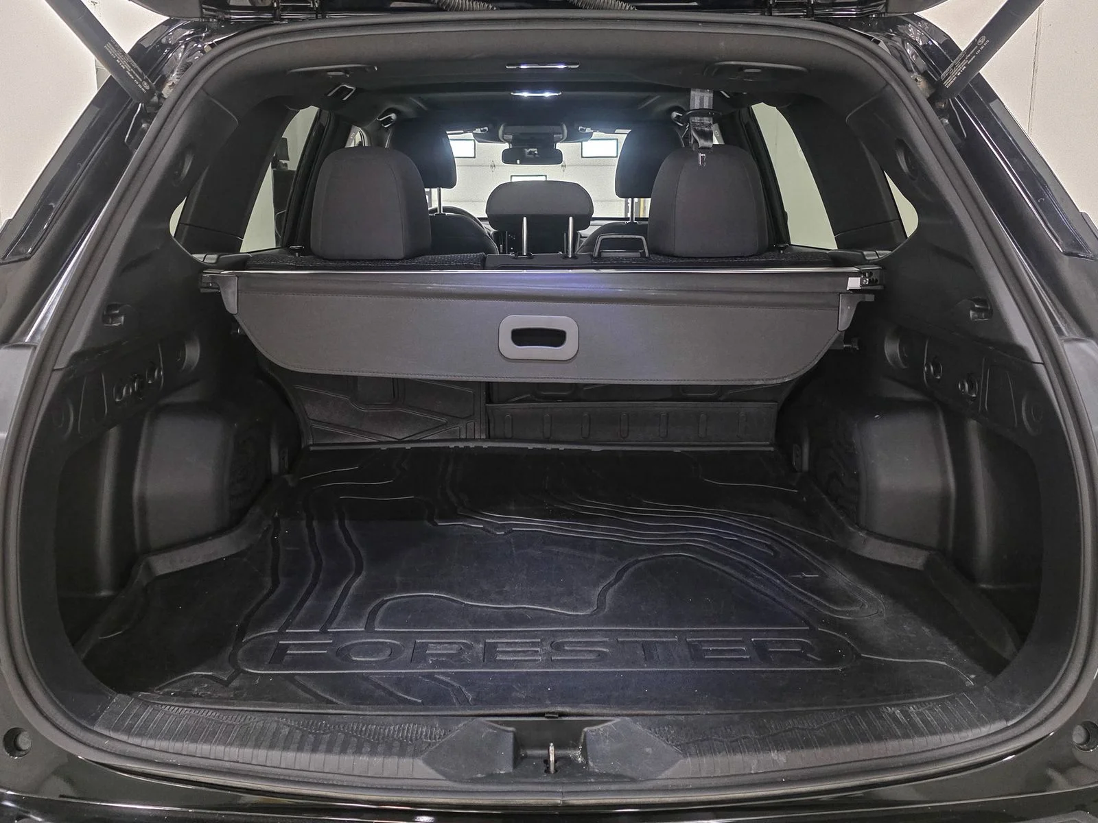 Used 2025 Black Subaru Premium image 17