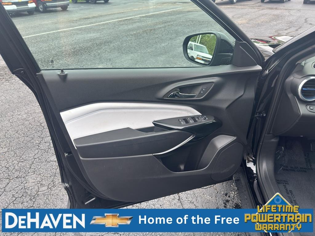 2026 Chevrolet Trax LT - Photo 19