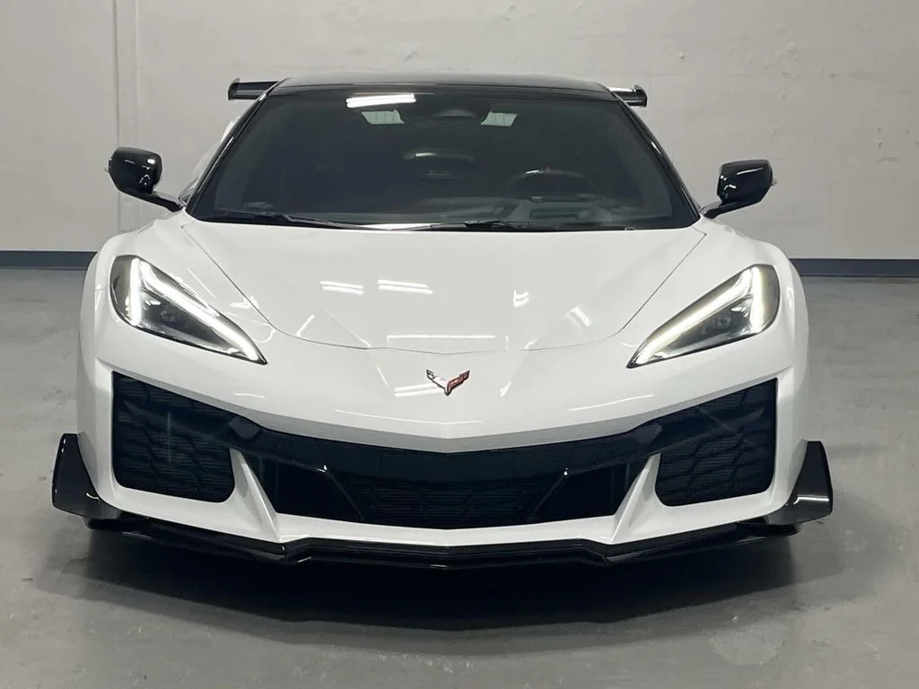 Used 2026 Arctic White Chevrolet 3LZ image 3