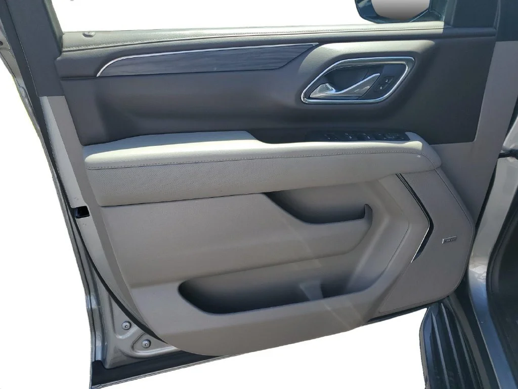 Used 2023 Sterling Metallic GMC SLT image 13