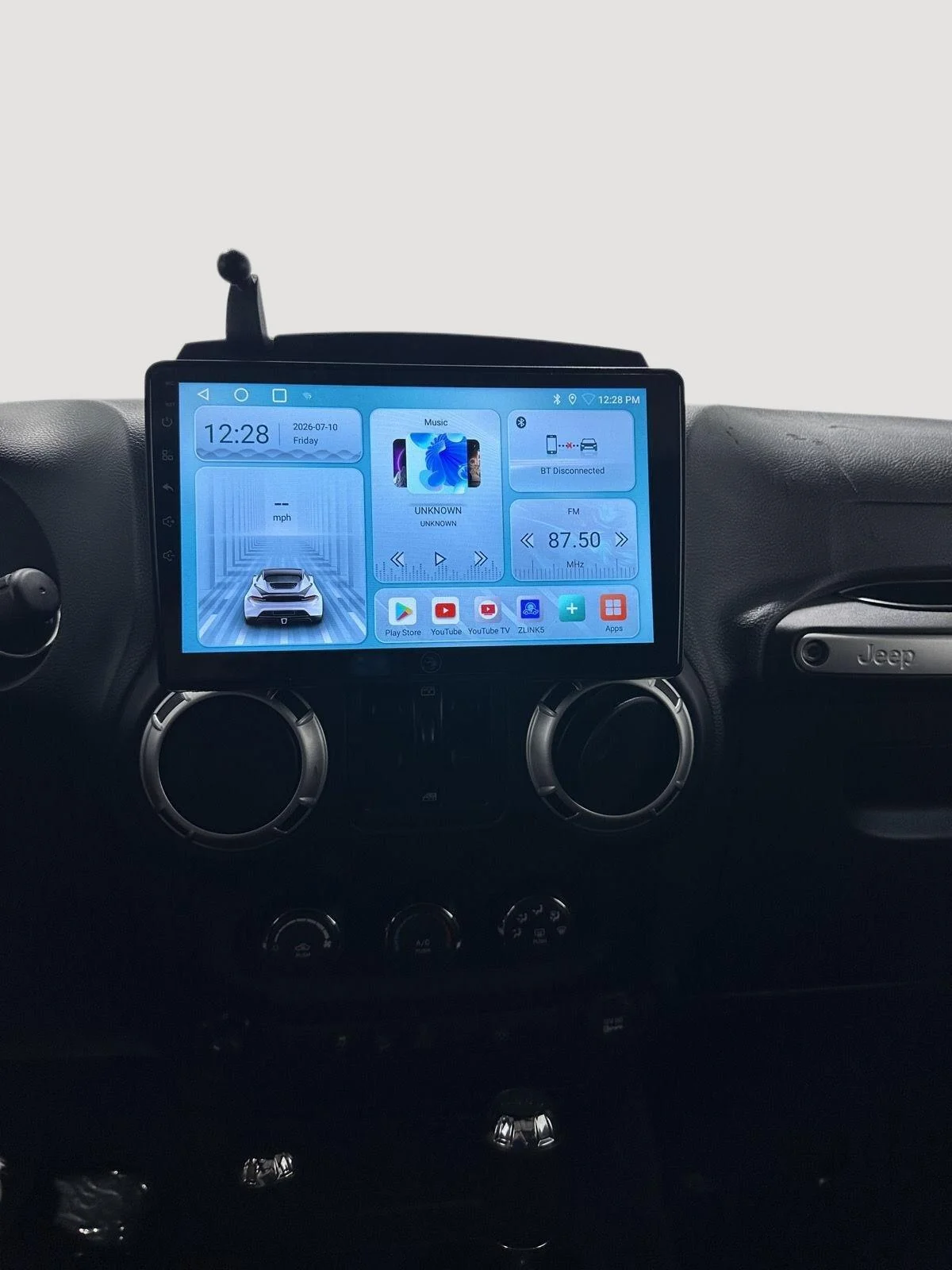 Used 2015 Black Jeep Sahara image 12