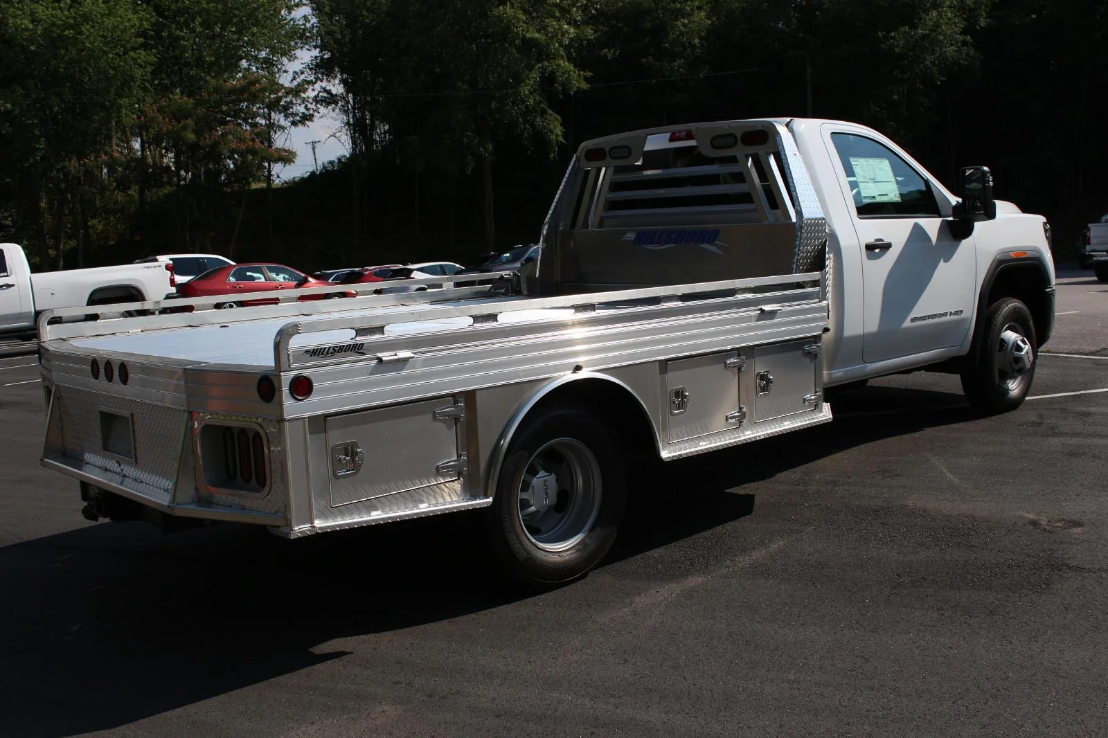 New 2026 Summit White GMC Pro image 7