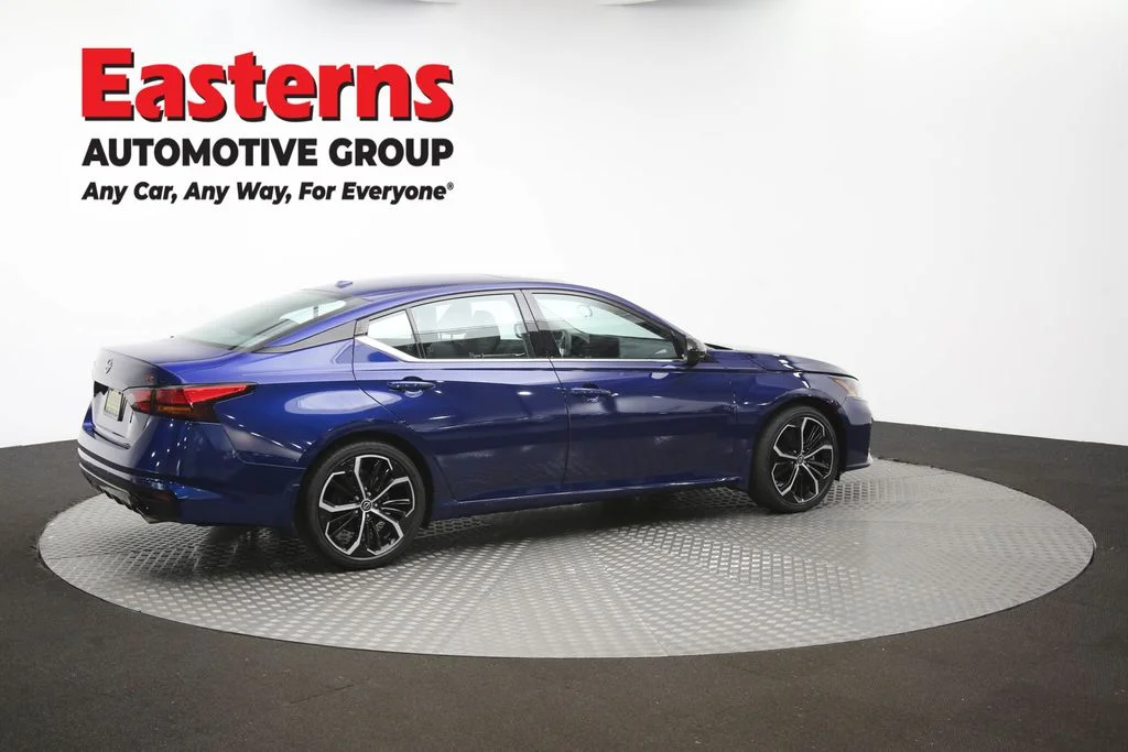Used 2024 Blue Nissan 2.5 SR image 44