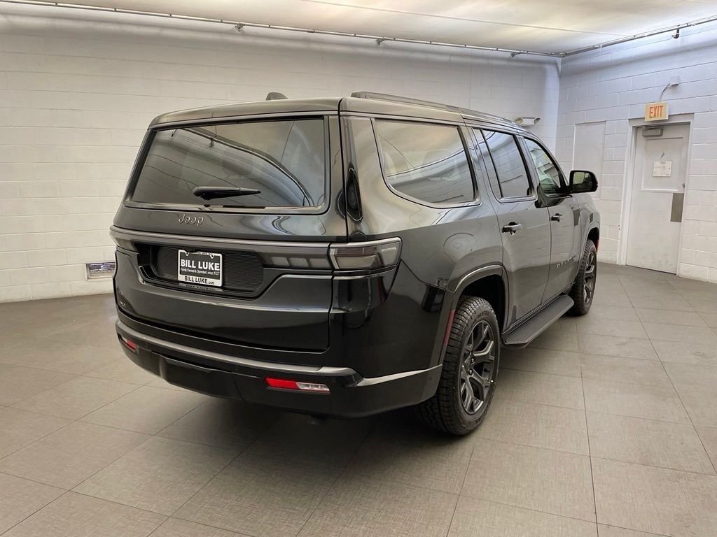 New 2026 High Gloss Black Exterior Paint Jeep Upland image 4