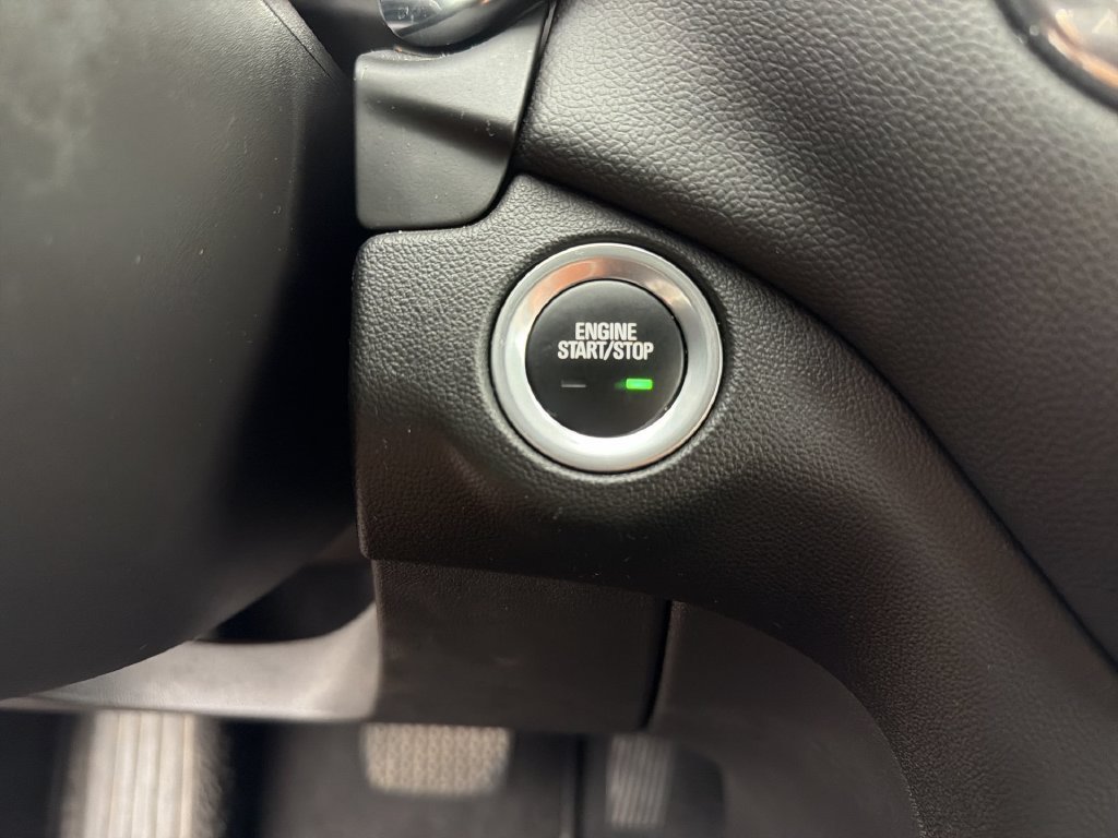 2024 Chevrolet Equinox LT - Photo 16