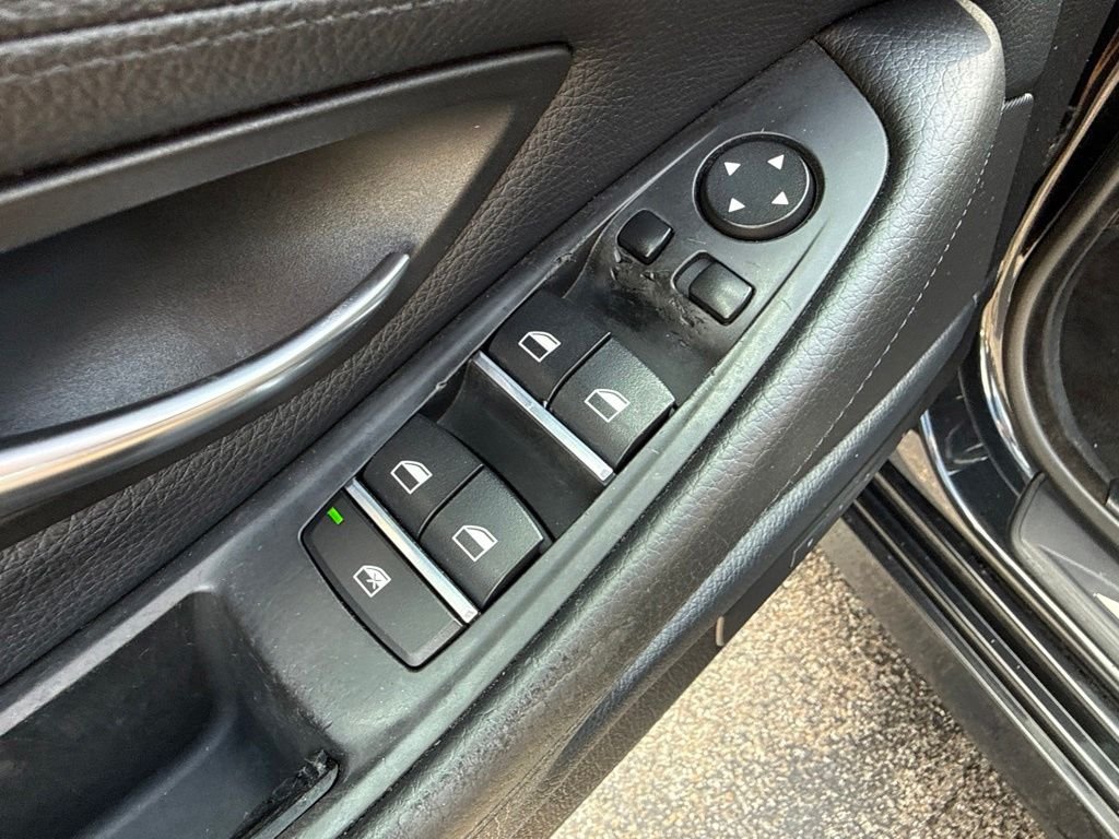 Used 2014 Black BMW 535i xDrive image 21