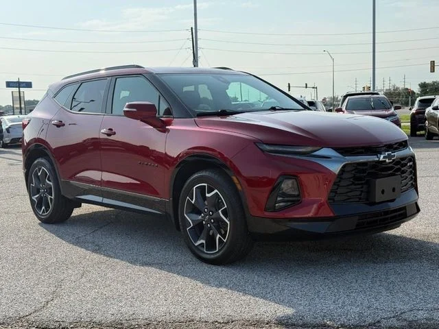 Used 2021 CHERRY RED TINTCOAT Chevrolet RS image 34