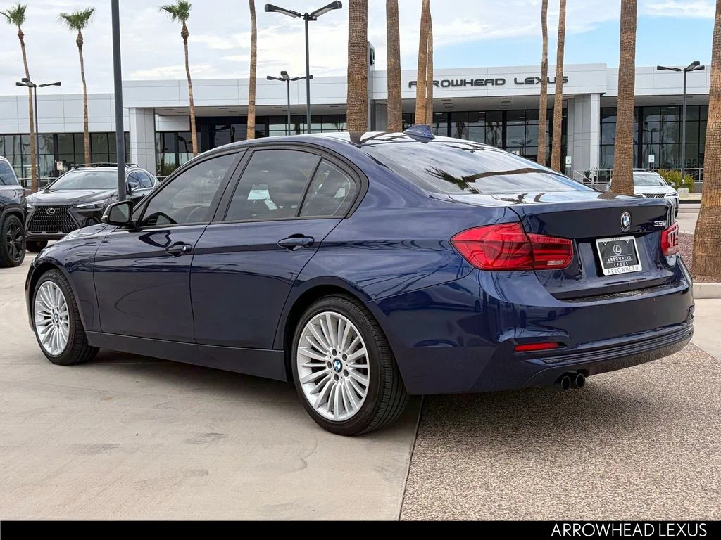Used 2016 Blue BMW 328i image 4