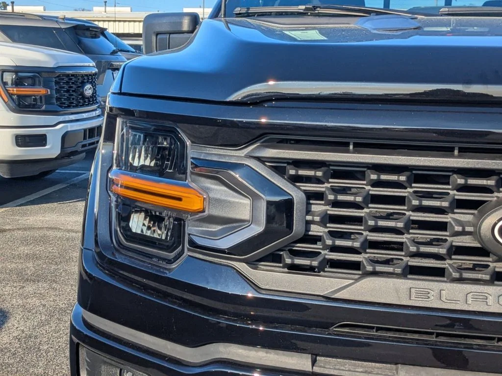 New 2026 Agate Black Metallic Ford XLT image 10